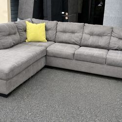 Sectional Couch 