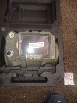 Pip-boy model 3000