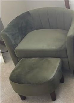 Chair with Ottoman