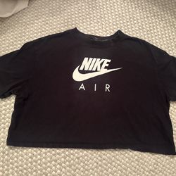 Nike air Crop T Short Ladies Sz Med 