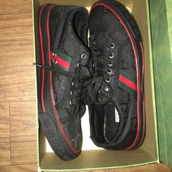 Gucci Tennis Shoes Size 9