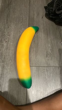 Squeezy banana squishy