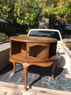 RATE VINTAGE HEIRLOOM WEIMAN BOOK OR COFFEE TABLE 617-2001