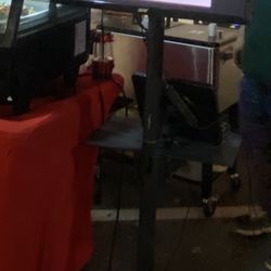 Rolling Tv Stand With 32 In Tv