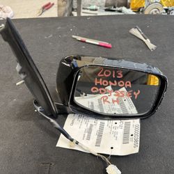 Honda Odyssey Door Mirror Passenger Side RH Black 2011 - 2013  JC121