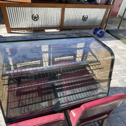 Spectacular Show Case Like New