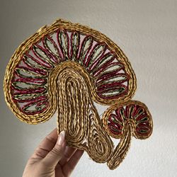 VTG Mushrooms Woven Rattan Wicker Straw Trivet Hot Pad Boho Retro MCM