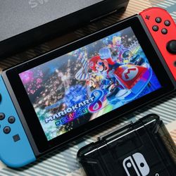 Nintendo Switch 32GB V2 Console System Neon Red Blue JoyCons Tested Read 0960