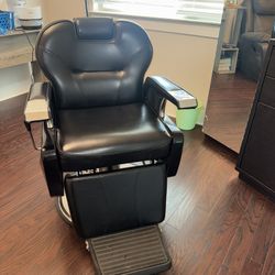 Barber/Salon Chair