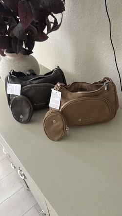 Lulu lemon shower Bag