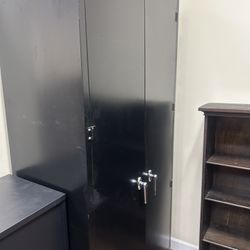 5 Shelf Statesman Metal Cabinet For Sale!!!