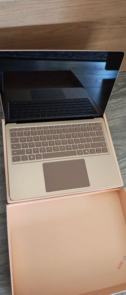 Microsoft Surface laptop like new