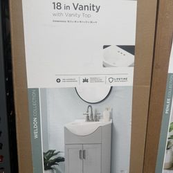 Glacier Bay 18in Weldon Vanity