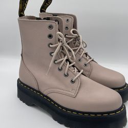 Dr. Martens Jadon III Women’s Size 10 Platform Boots