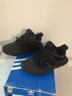 Adidas prophere triple black on sale