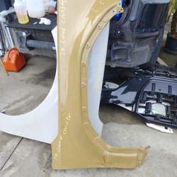 2025 Toyota Land Cruiser Left Fender 