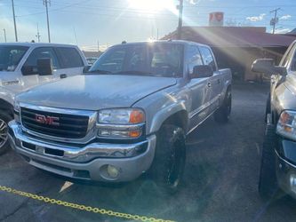 2005 GMC Sierra 1500 Crew Cab