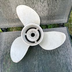  85-140 HP Propeller