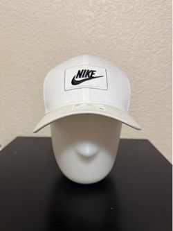 Nike Adult RISE Structured Mesh Snapback Hat White Cap FV5543-100 Trucker M/L