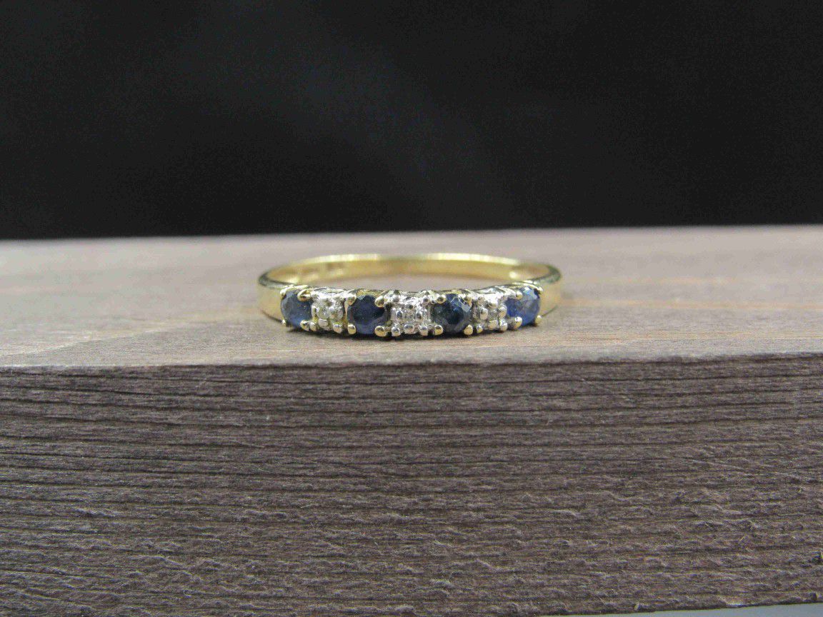 Size 10 10K Gold Blue Topaz & Diamond Chip Band Ring Vintage Estate Wedding Engagement Anniversary Gift Idea Beautiful Elegant Unique