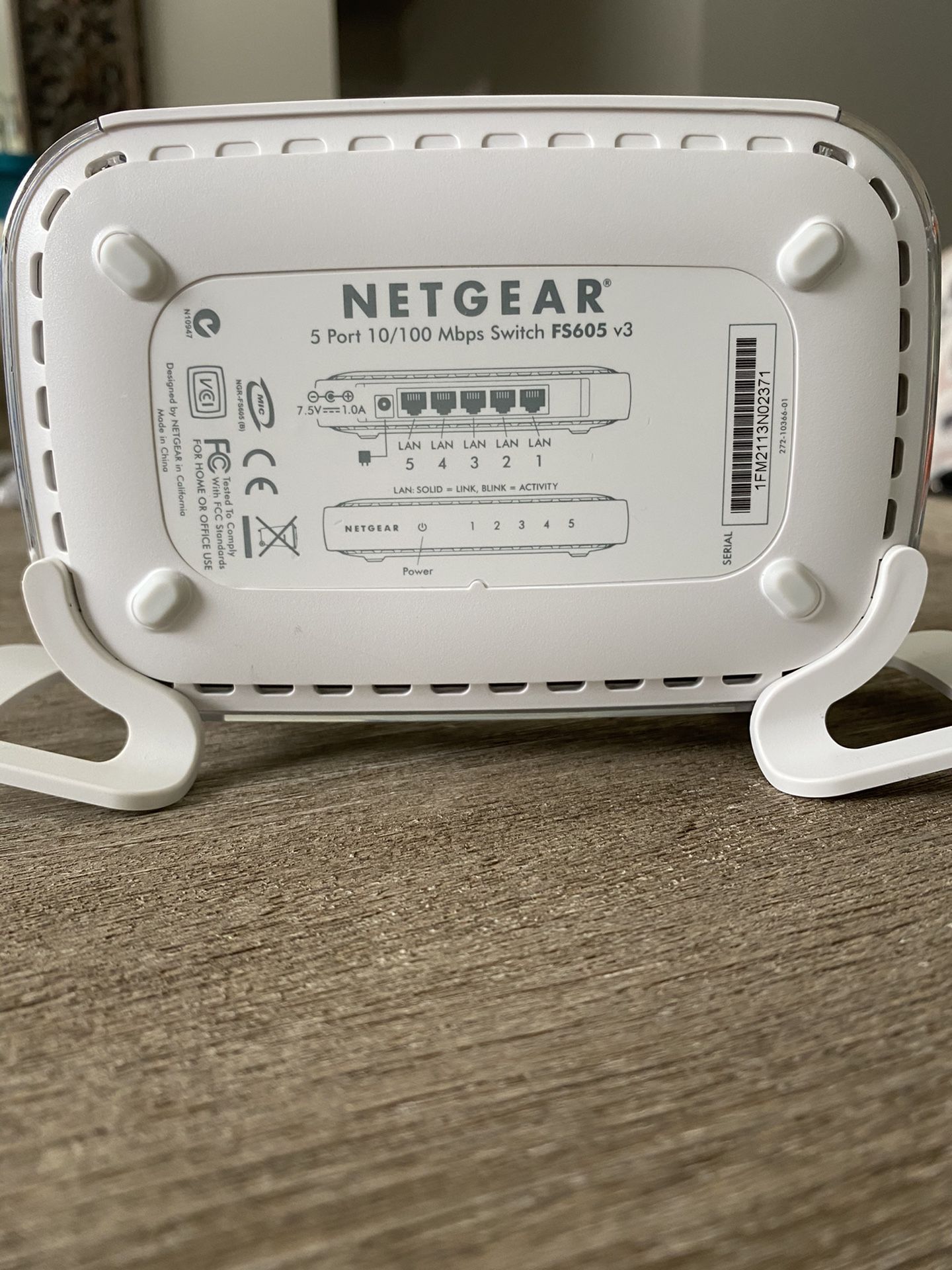 Netgear FS605 V3 5-Port 10/100 Switch