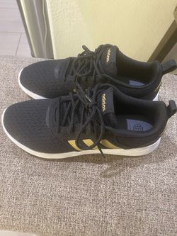 Adidas zapatos Size 6