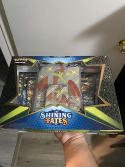 Pokémon V Collectors Box