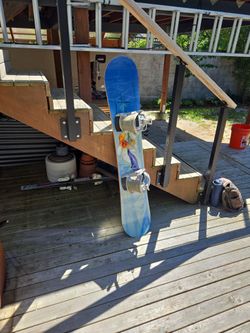 Womean 149cm LTD Muse Snowboard W/ Flow Bindings