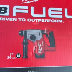 Milwuakee Chipping Hammer