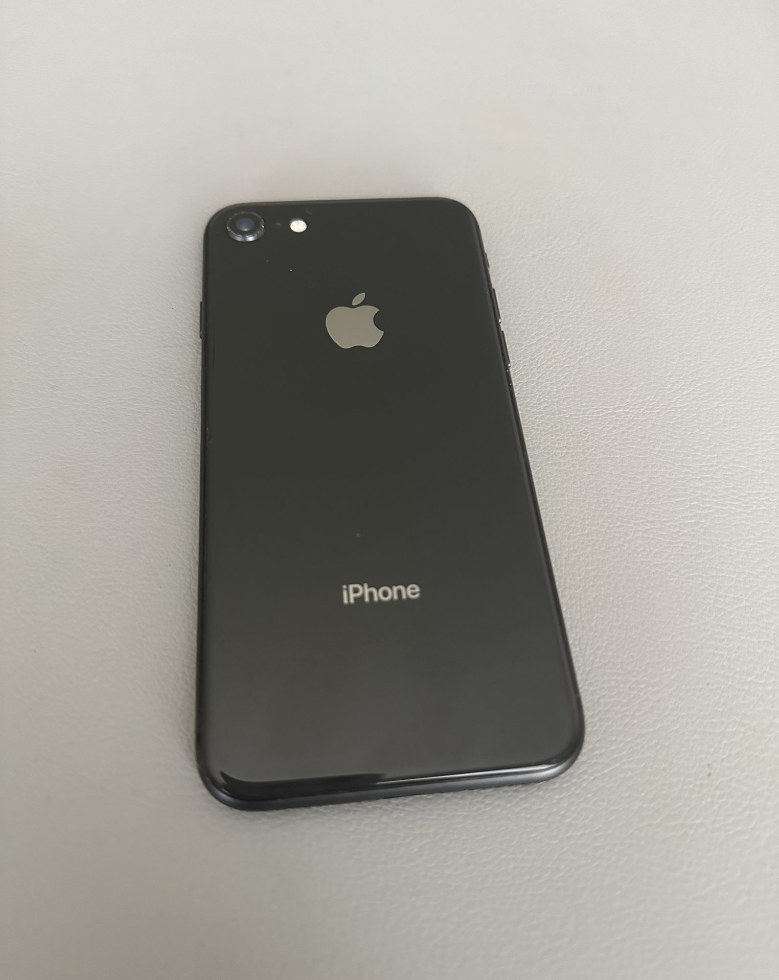   📲 iPhone 8  (64GB)  UNLOCKED 🌎 DESBLOQUEADO For All Carriers 