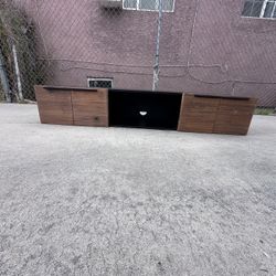 Crate And Barrel Mid Century Modern Floating Media Console Entertainment Center Tv Stand Cabinet Sideboard Credenza.