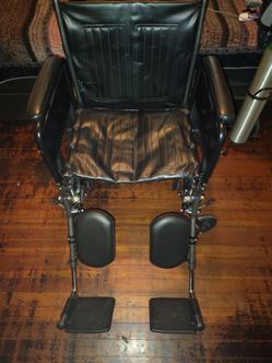 Chariot II wheelchair