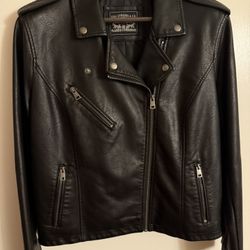 Women Levi’s Black Faux Leather Jacket Size XL Worn Once 