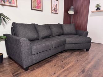 Oversized 2-Piece Sectional w/ Deep Cuddler – FREE DELIVERY