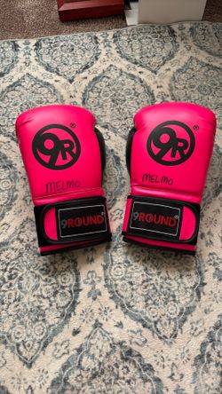 Pink 9Round boxing gloves