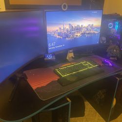 Full Gaming/streaming Set Up