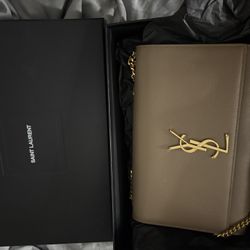 Ysl Kate Medium 