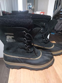 Caribou Sorel waterproof snow boots / rain boots men's size 9 women's size 8 worn a couple of times