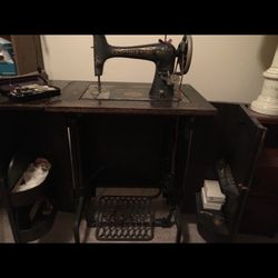 Antique Sewing Machine 