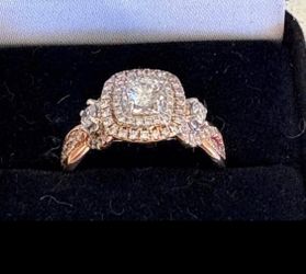 14 karat Rose gold natural diamond wedding/engagement ring￼