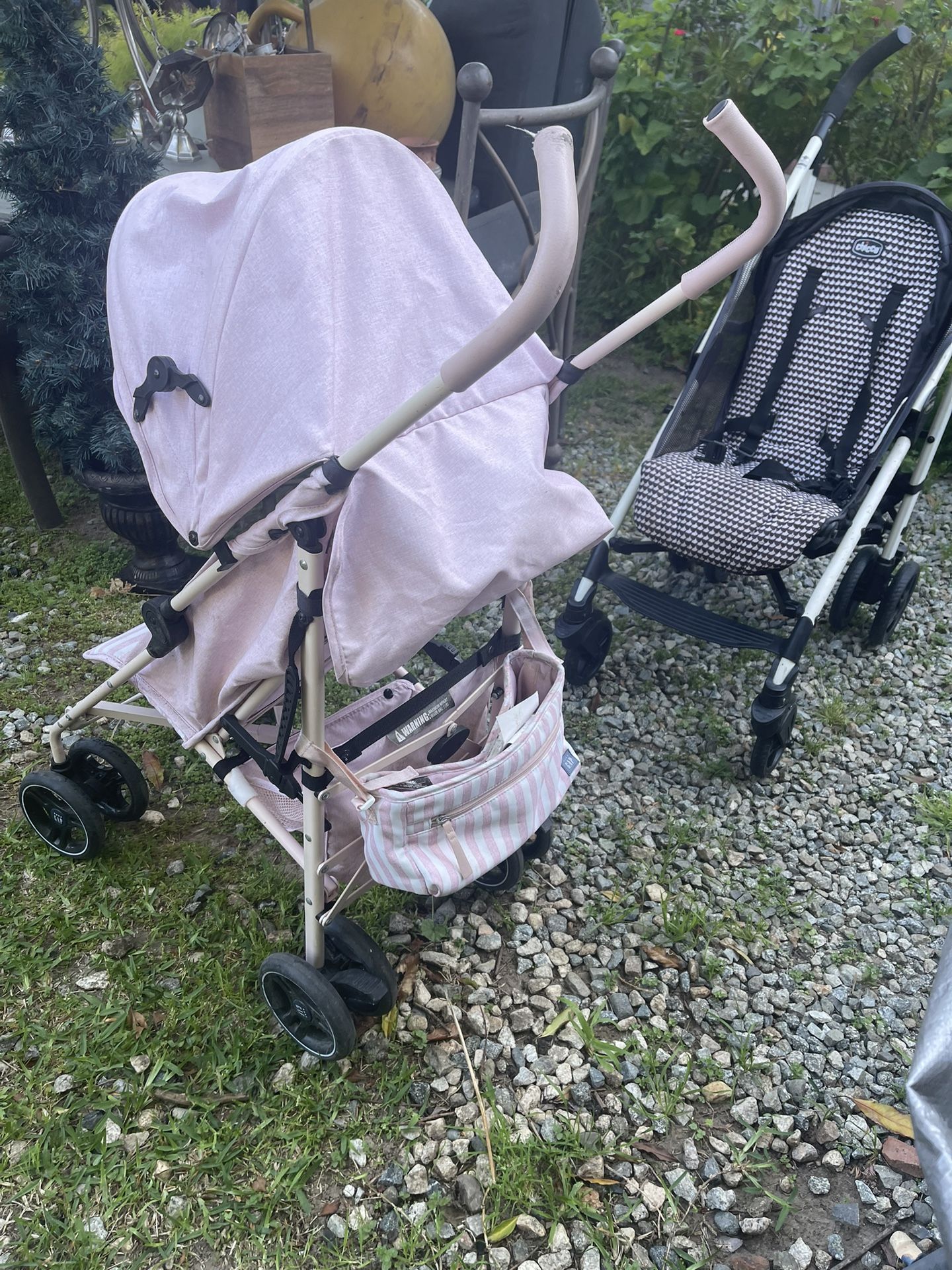 Stroller With Pink Purse