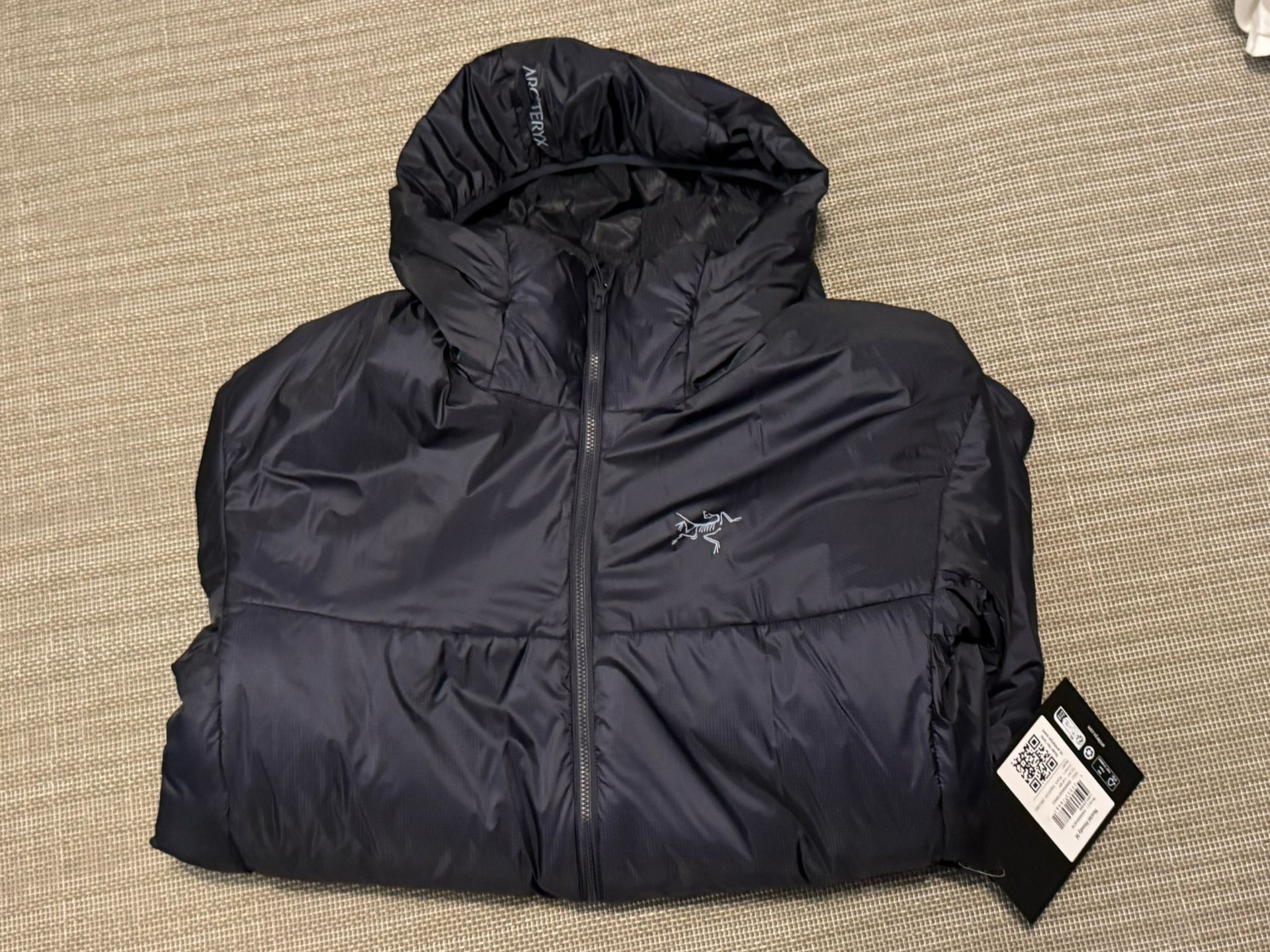 Arc'teryx Nuclei Men's Hoody Jacket, Black Sapphire, Large