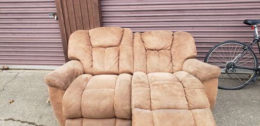Nice double recliner