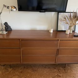 Mid century Dresser