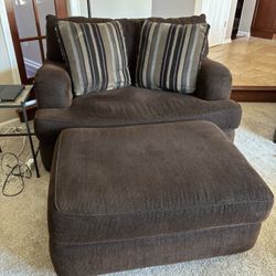 Chair And A Half With Ottoman 