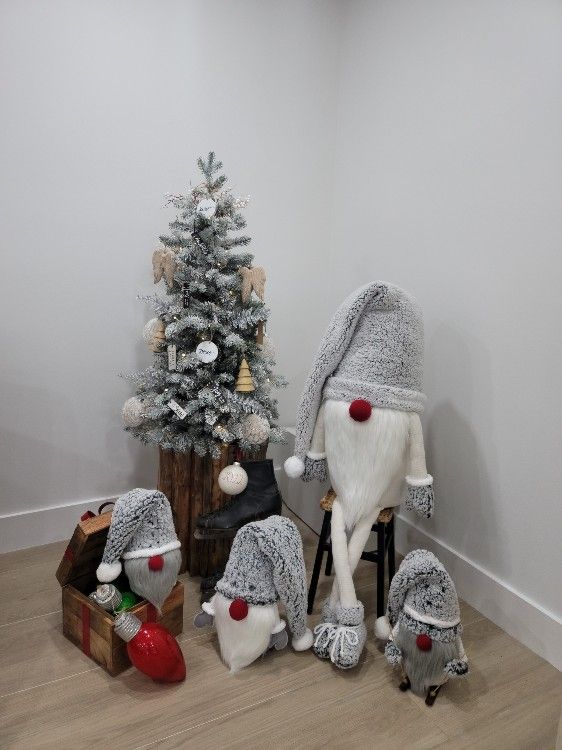 Gnomes Hechos A Mano Para Sus Ordenes Escribanos