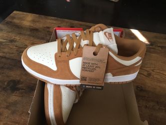 New Nike Dunk Low size 10.5M/12W