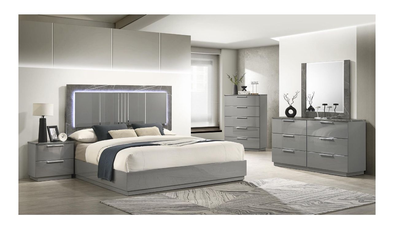 Queen Bedroom Set