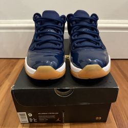 AIR JORDAN 11 RETRO LOW SIZE 9