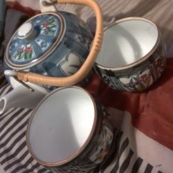 Glass Teapot N Teacups